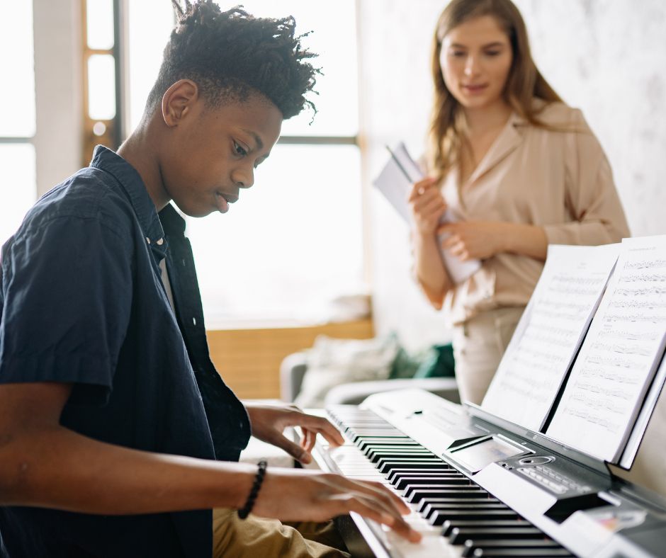 English-language teaching methods for music lessons