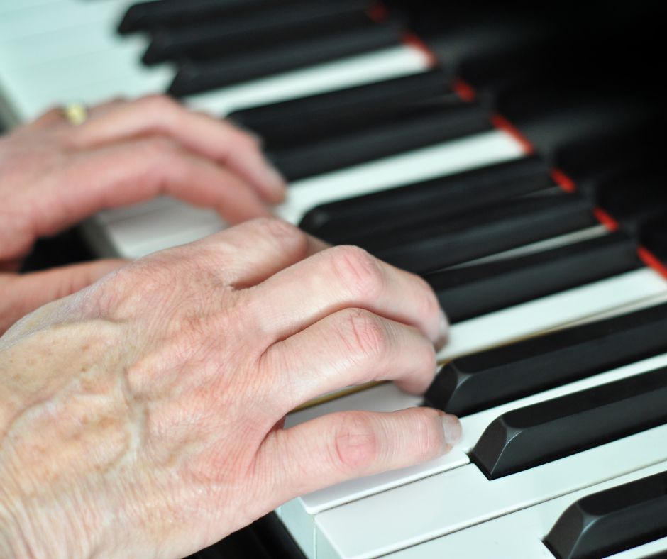 How to Play Music Confidently and Happily: Simple Instructions for Beginners